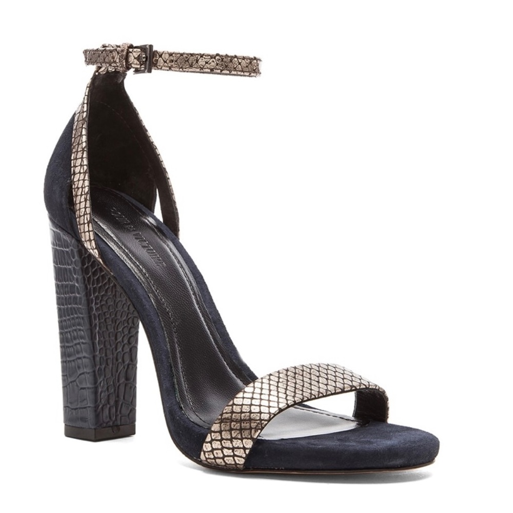 Pour la Victoire Croc Embossed Chase sandals, 8.5, New Without Box